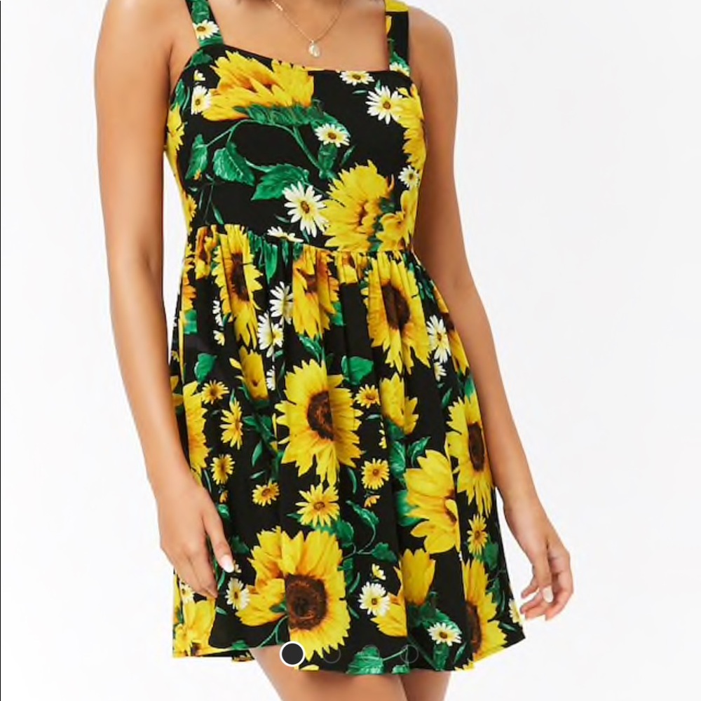 Sunflower Breeze midi Dress